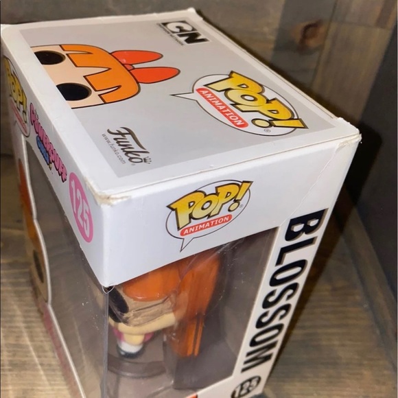 Funko pop blossom#125 Vinyl figurine - Picture 2 of 9